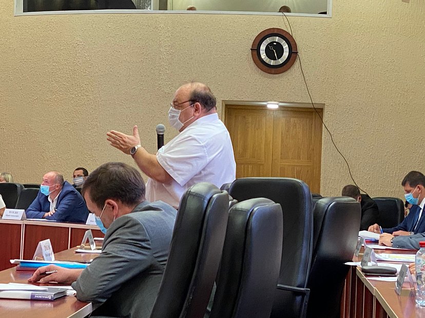 Саратовский минздрав заключит контракты на полмиллиарда рублей