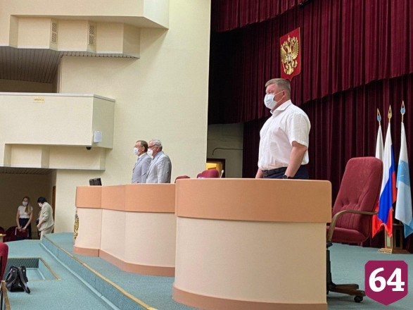 Саратов получит 700 млн рублей на ремонт дорог