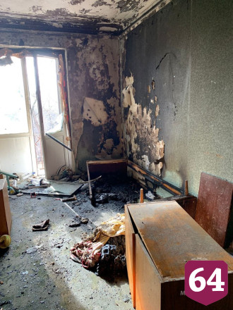 В Саратове из горящего дома эвакуировали 5 человек