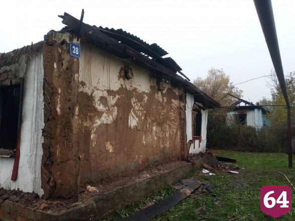 При пожаре на даче обгорел пенсионер