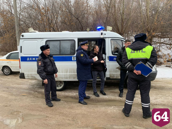 Возбуждено дело по аварии с автобусом под Саратовом