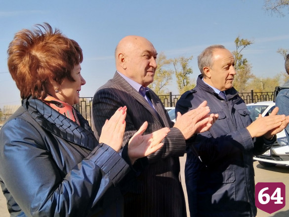 Сотрудникам саратовского Гостехнадзора вручили новые машины 