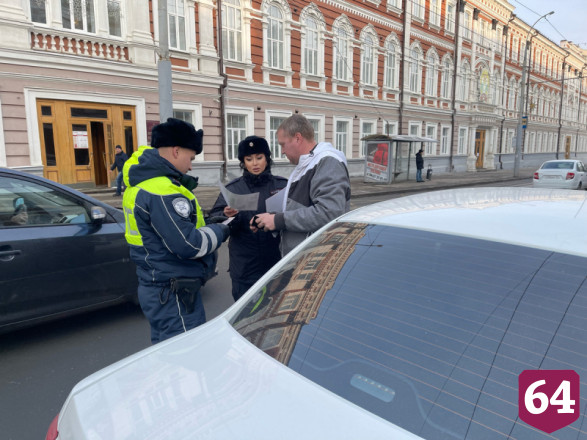 В Саратове оштрафовали 461 пешехода 