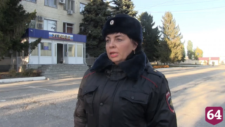 Под Саратовом пьяный водитель «Оки» уходил от погони и протаранил столб