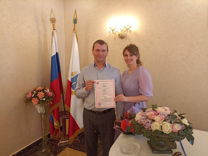 Саратовского участника спецоперации отпустили на свадьбу