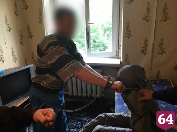 Мужчина назвал гостя геем и поплатился жизнью