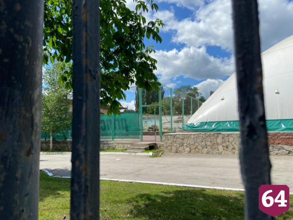 В Саратове владельцы собак игнорируют запрет на посещение парков 