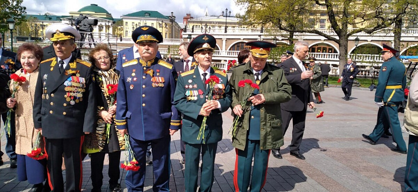 В параде Победы на Красной площади участвовал саратовский ветеран