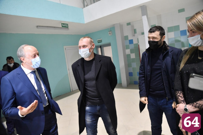 Дворец водных видов спорта в Саратове откроют соревнованиями