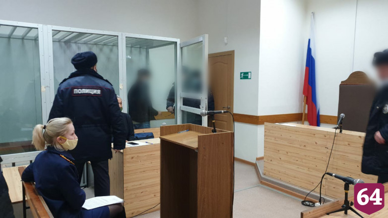 Саратовец в гостях зарезал обидчика матери