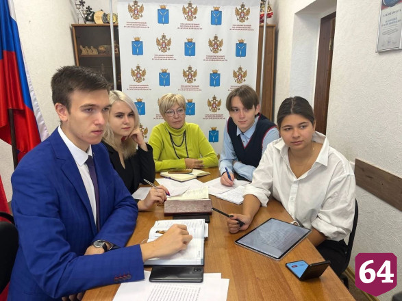 Саратовские школьники назвали места незаконной торговли вейпами