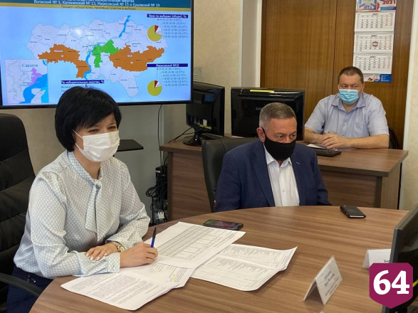 Глава Общественной палаты отметил открытость довыборов в Саратовскую облдуму 
