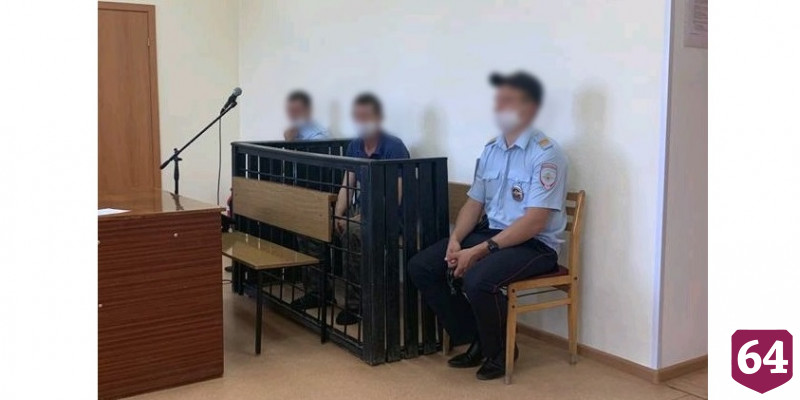Саратовец оглушил друга лопатой и добил девятью ударами ножа 