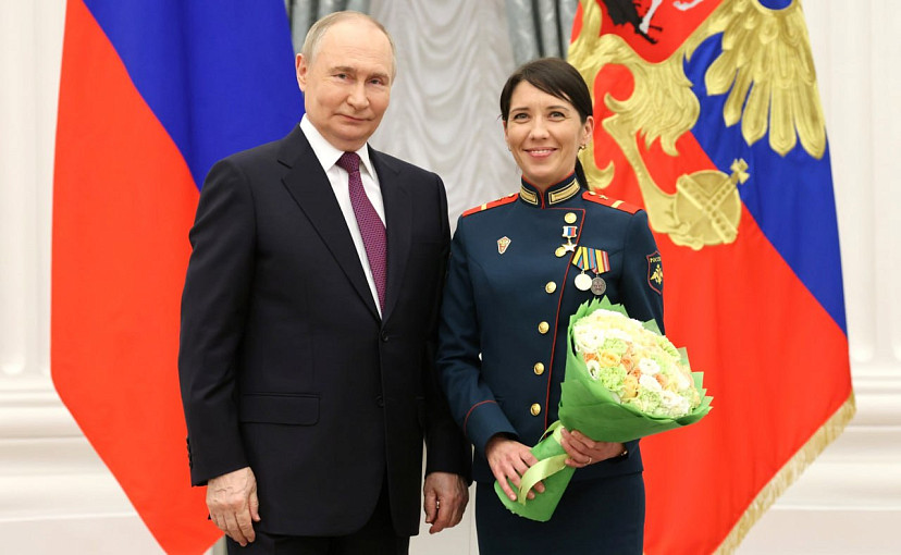 Саратовская медсестра накрыла собой раненого и стала Героем России