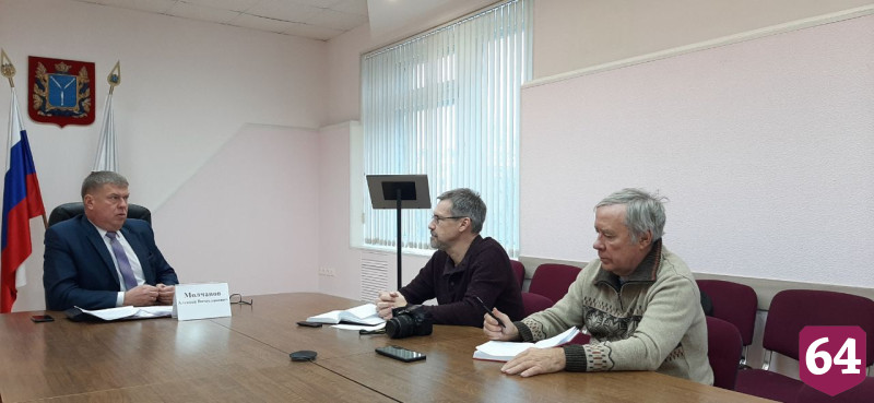 Саратовские аграрии развивают молочное животноводство с участием роботов
