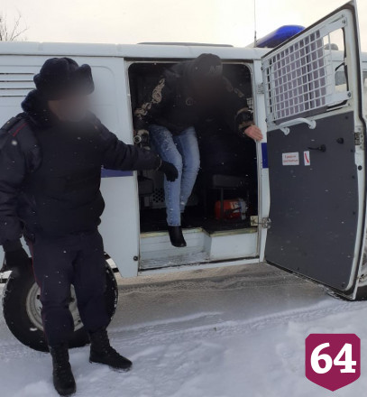 Женщина зарезала пьяного любовника за мат в свой адрес