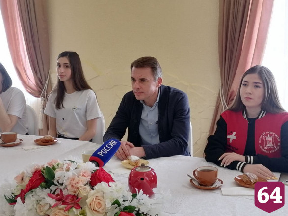 В Саратове актер Игорь Петренко поддержал жителей Донбасса 