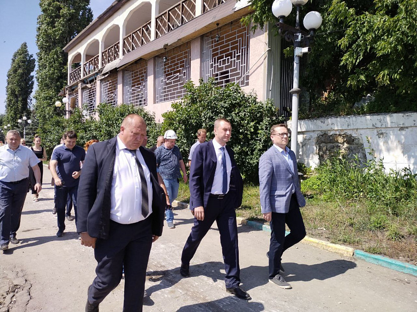 В Вольске укрепляют берег Волги для набережной с пляжем 