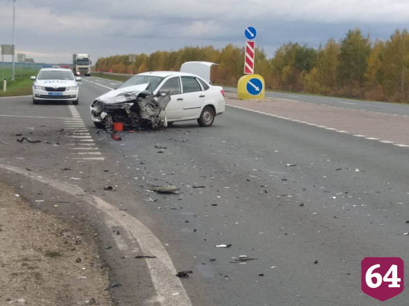 Два человека покалечились в аварии на саратовской трассе