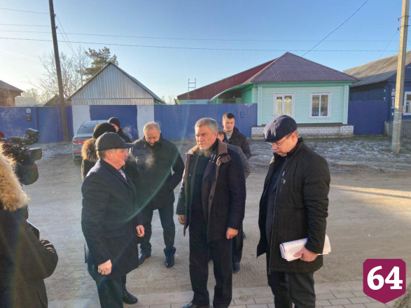 Володин раскритиковал реконструкцию парка в Петровске 