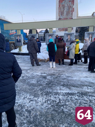 На ярмарке в Саратове открыли 5 точек с сахаром