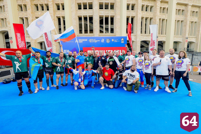 Саратовский богатырь с надрывом бицепса взял «серебро» Кубка мира
