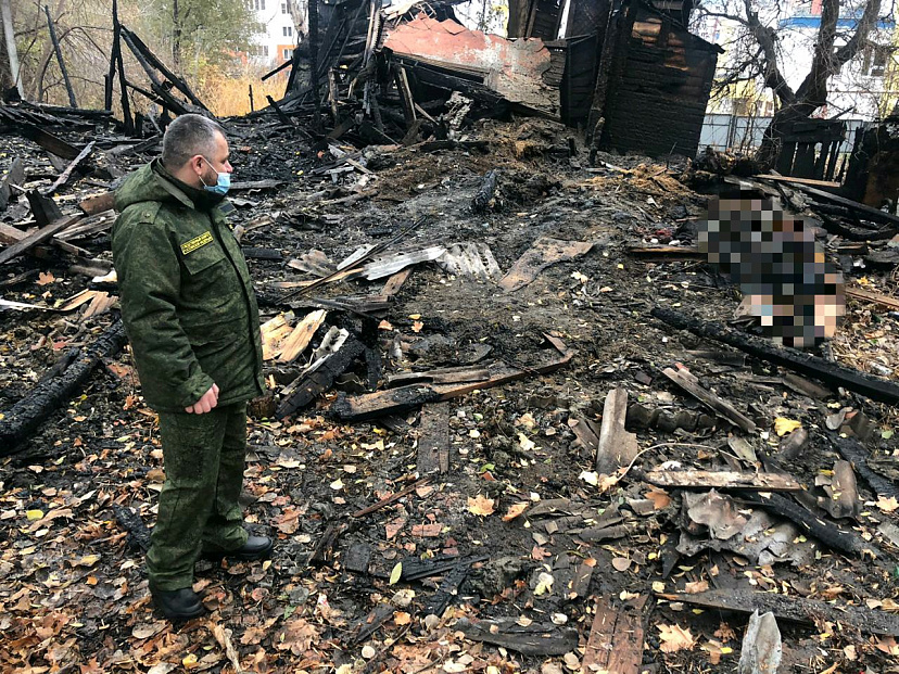 На пожаре в расселенном доме погиб неизвестный
