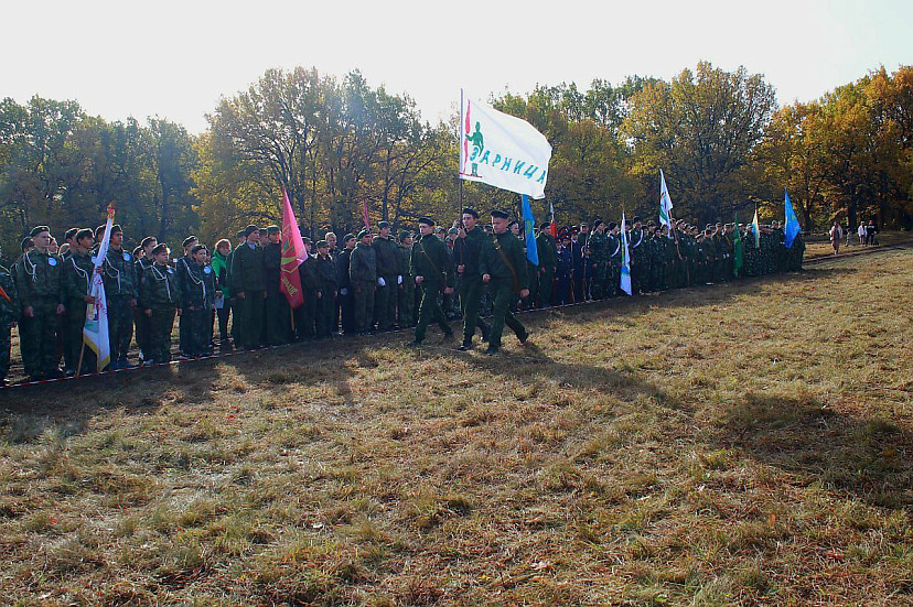 Под Саратовом 190 школьников сыграли в «Зарницу»