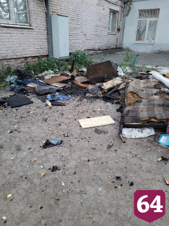 Из горящей пятиэтажки под Саратовом эвакуировали 36 человек