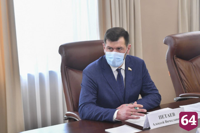 Губернатор потребовал сделать образцовыми переданные региону дороги