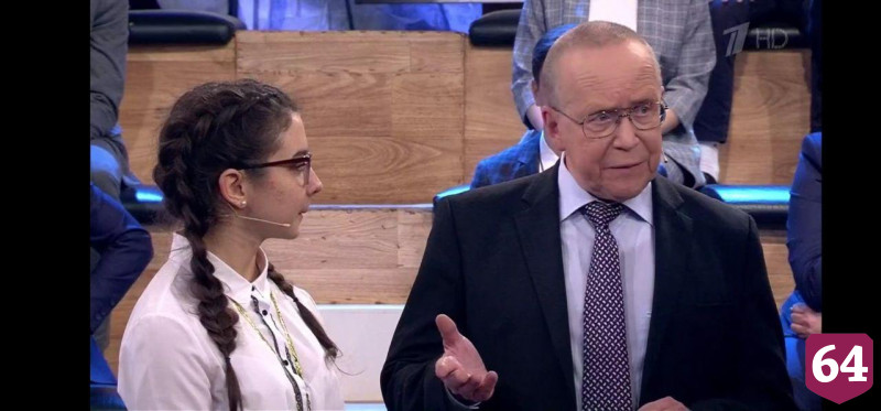 Саратовская лицеистка вышла в полуфинал игры Первого канала «Умницы и умники»