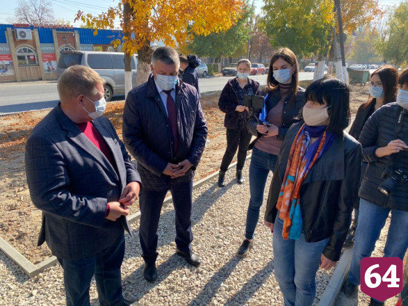 Депутат обещал привлечь экспертов для проверки качества тротуаров