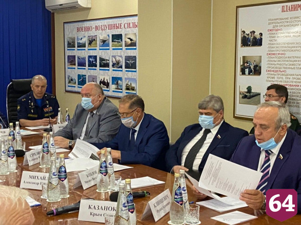 Губернатор напомнил о роли Саратовской области в обеспечении безопасности страны 