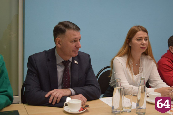 Чиновник высоко оценил работу саратовских волонтеров 