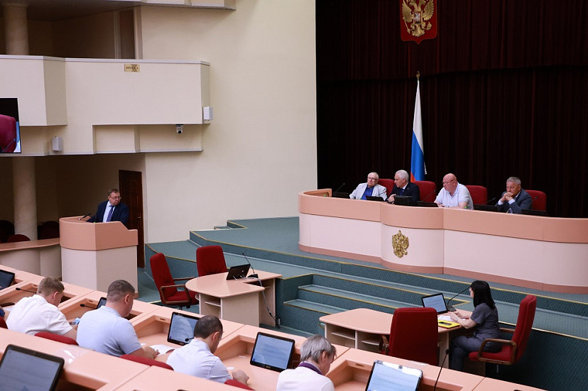 В Саратовской области обновят списки сирот для выдачи квартир 