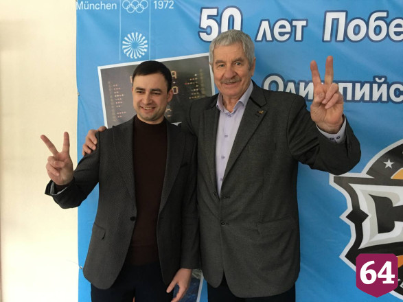 Легенда баскетбола встретился с саратовскими школьниками