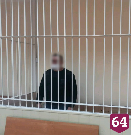 Мужчина показал на манекене, как убивал сожителей на глазах свидетелей