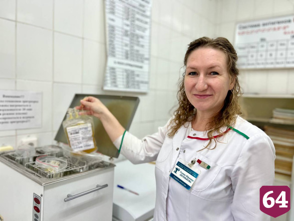 Медики саратовской больницы массово сдали кровь для пациентов