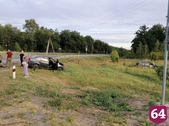 Три человека пострадали в ДТП под Саратовом