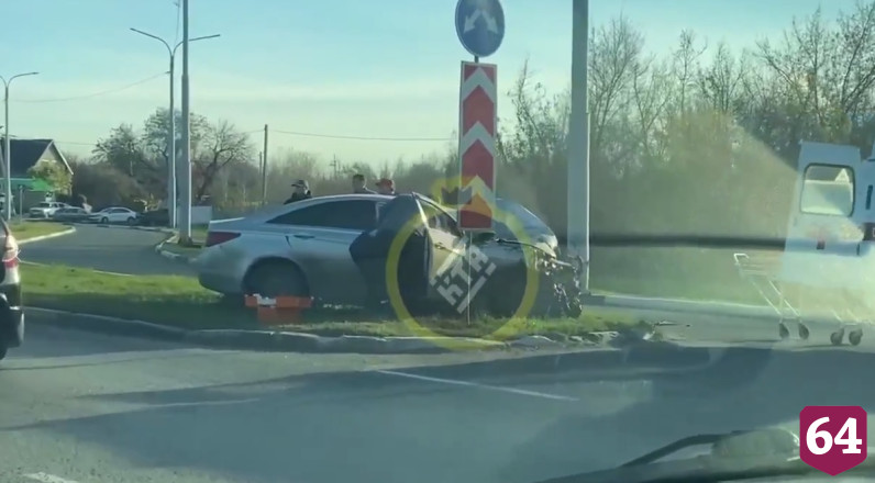 Появилась видеозапись смертельного ДТП с трактором под Саратовом