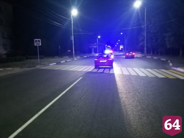 Под Саратовом иномарка на переходе сбила 15-летнюю девочку