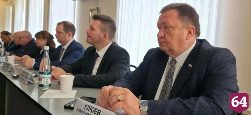 Депутаты упразднили должности двух заместителей главы Энгельсского района