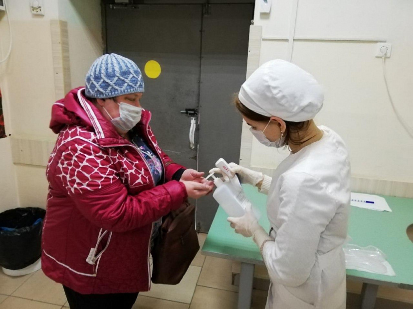 Волонтеров СГМУ за помощь в пандемию наградили медалями Президента России