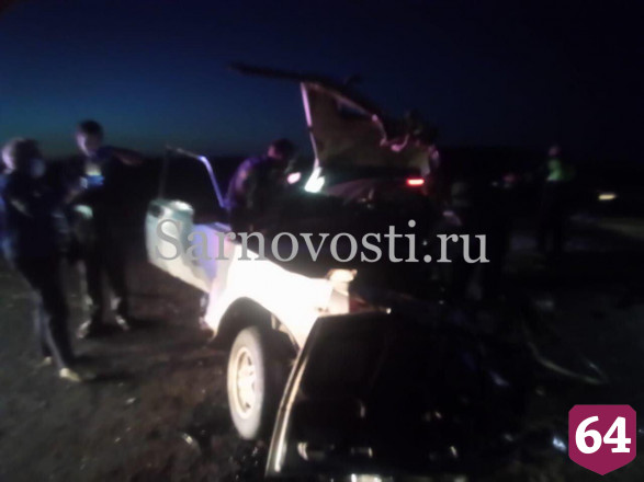 Под Саратовом в ДТП с бензовозом погиб водитель «Жигулей»