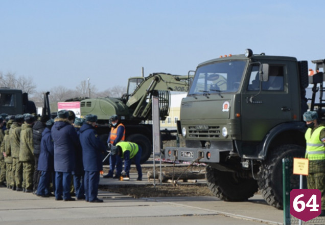 Саратовских летчиков учили оказывать помощь раненым