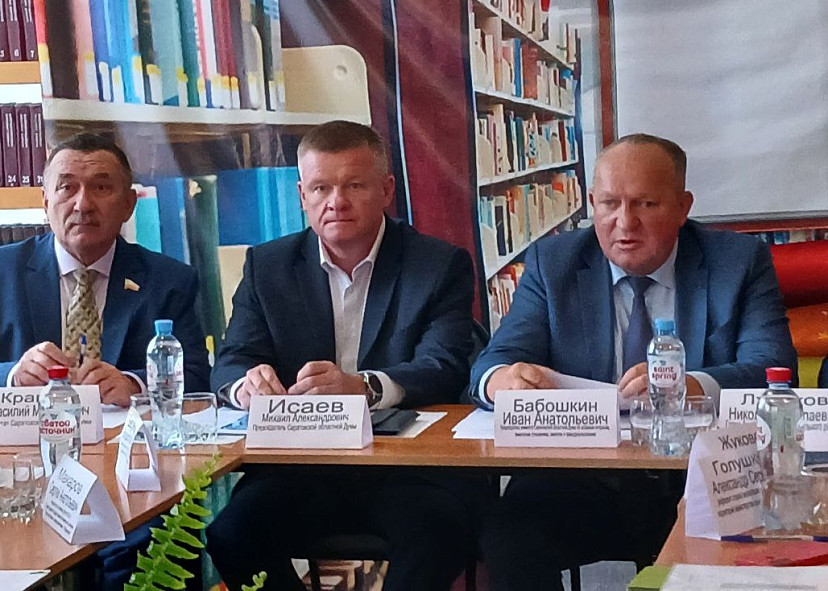 Для школьников организуют профориентационные туры в Саратов
