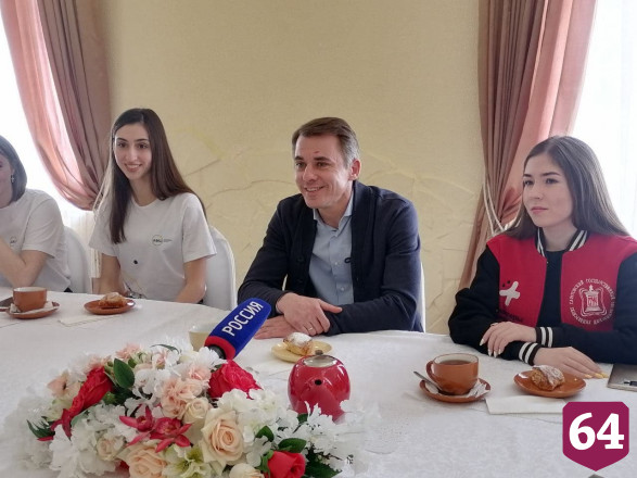 В Саратове актер Игорь Петренко поддержал жителей Донбасса 