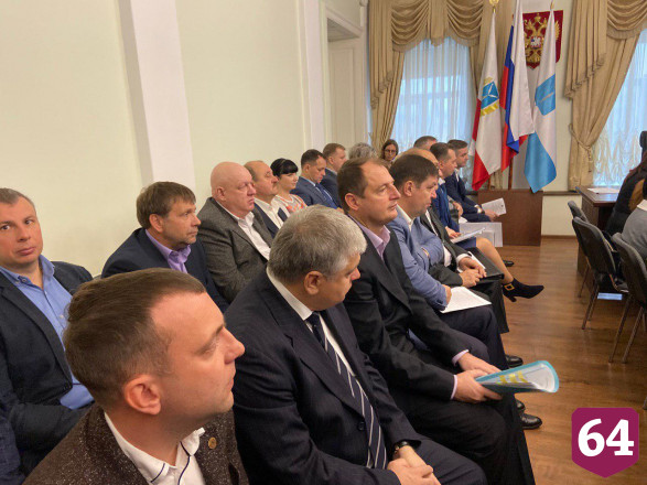 Бюджет Саратова намерены сделать бездефицитным 