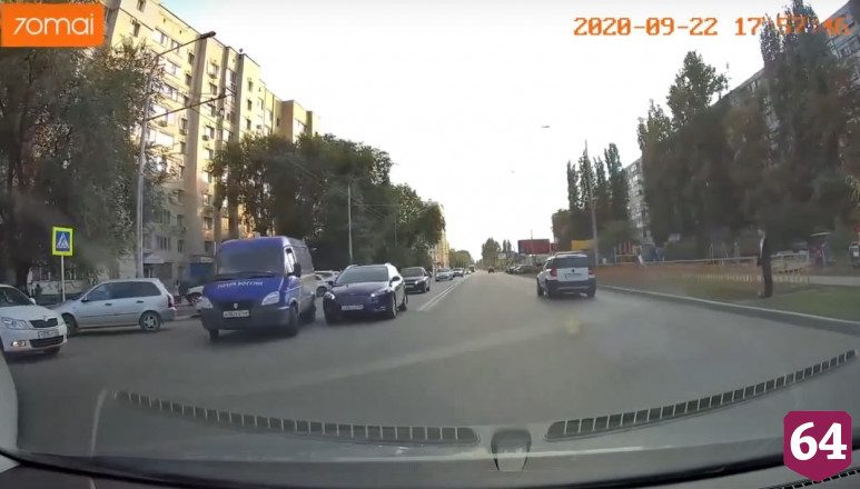 Водитель почтовой машины устроил потасовку на дороге