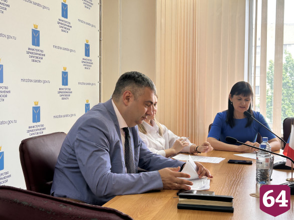 Заболеваемость коронавирусом в Саратовской области снизилась на треть